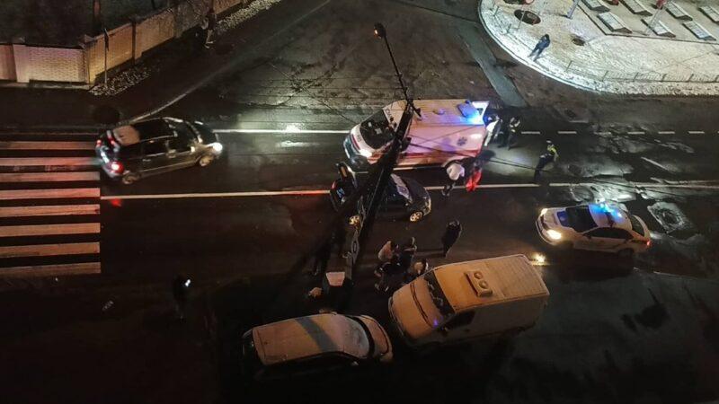 У Франківську автомобіль марки Skoda наїхав на трьох пішоходів, які були госпіталізовані.