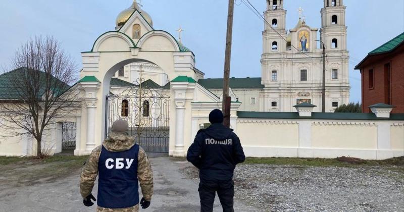 Понад 8 тисяч храмів УПЦ МП залишаються активними в Україні, згідно з даними OpenDataBot. ІНФОГРАФІКА.