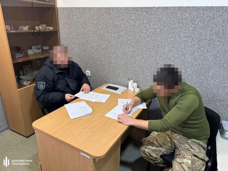 З ТЦК не на передову, а за межі країни: Державне бюро розслідувань виявило нову схему.