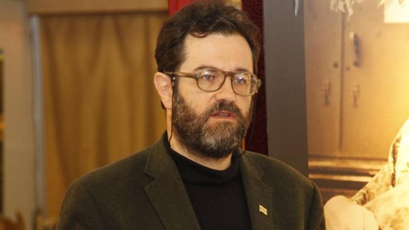 Тризуб символізує єдність і спадковість: один із творців малого герба розкрив основні значення цього українського знака.