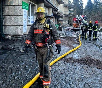 У лікувальному закладі на Прикарпатті сталася пожежа: більше 100 людей були евакуйовані.