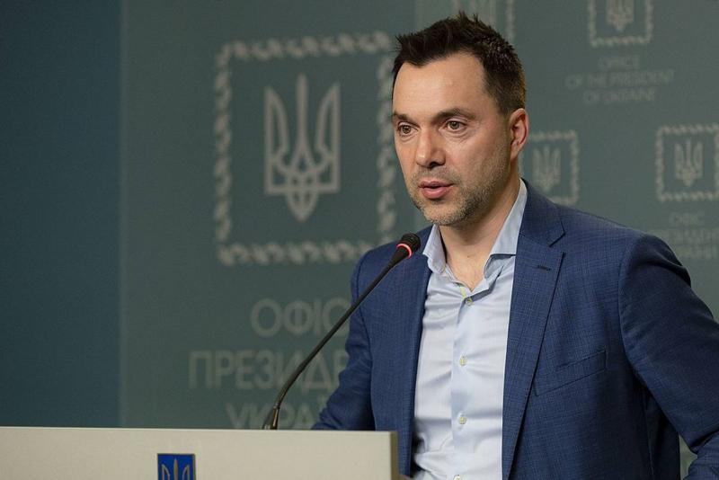 Зеленський запровадив обмежувальні заходи проти Арестовича: що вони включають - Деталі | Експрес онлайн