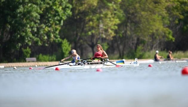 Українські спортсмени здобули три медалі в паравеслуванні на початку чемпіонату Європи в Болгарії.