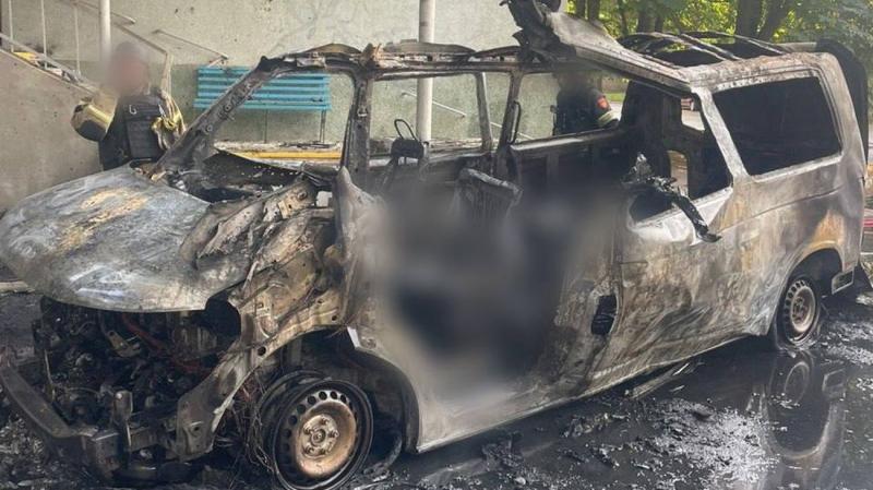 У Херсоні російські військові здійснили напад на медичний автомобіль: є жертви та постраждалі.
