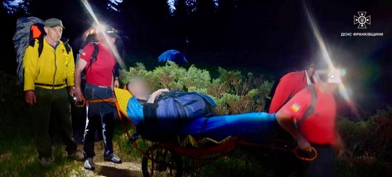 Під час походу на полонину Плісце в Карпатах отримав травму житель Калуша.