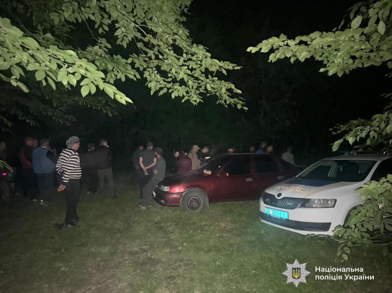 У Снятинському районі триває пошук п'ятирічного хлопчика, що зник у лісі.