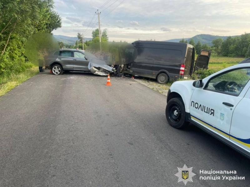 У Калущині сталася аварія, внаслідок якої загинули дві особи, а ще двоє були госпіталізовані.