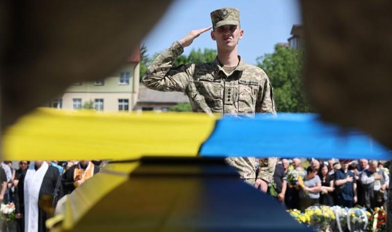 Львівська область проводить в останню путь шістьох захисників.