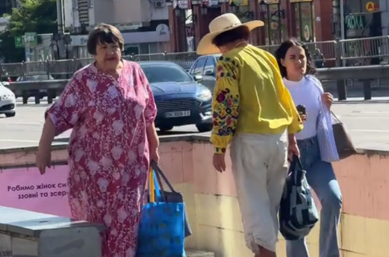 Чому не варто відчувати смуток 1 жовтня та кому слід неодмінно відвідати церкву: традиції та обмеження на свято Покрови.