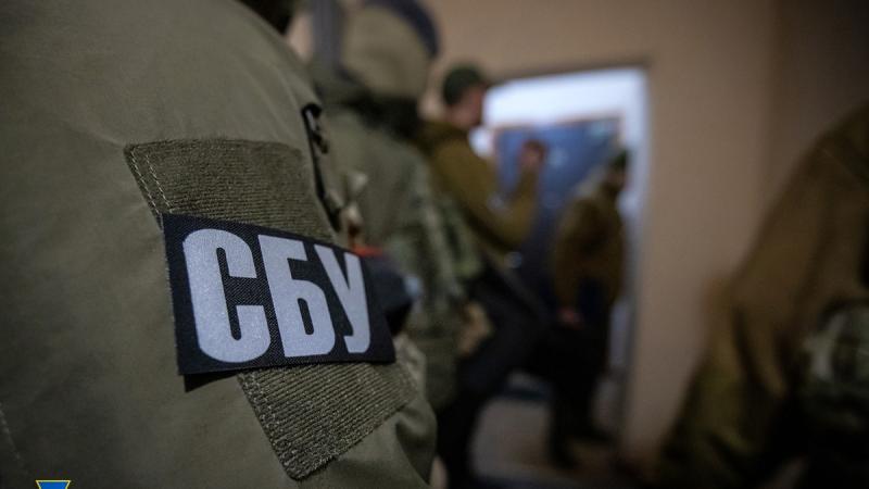 Служба безпеки України та Національна поліція виявили вісім спільників Росії, які за вказівкою агресора планували 