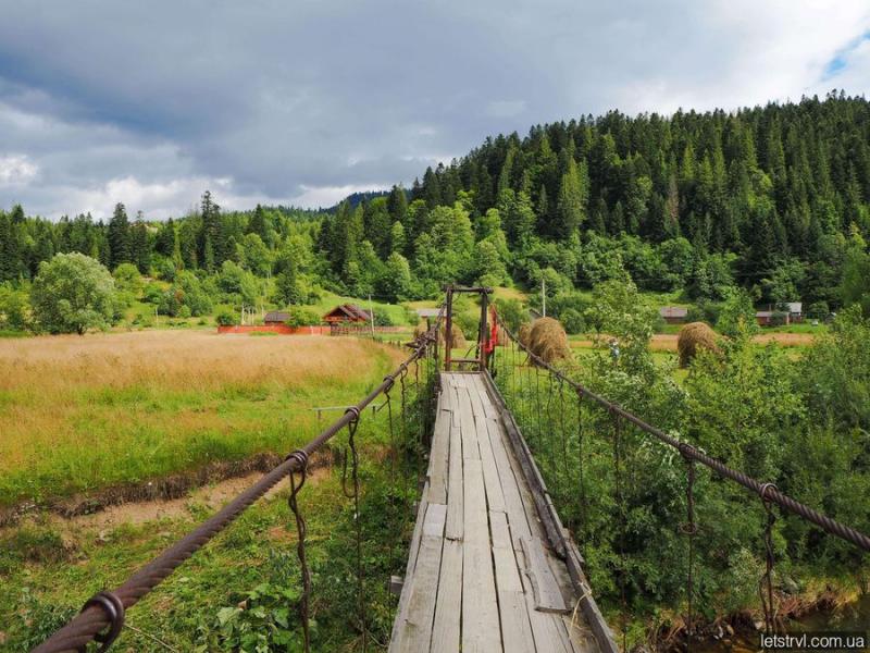 Де в Україні розташоване найдовше село та чим воно вражає своєю історією - Туризм
