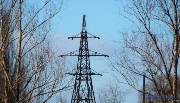 Внаслідок російських обстрілів у двох регіонах спостерігаються перебої з електропостачанням, повідомляє Укренерго.
