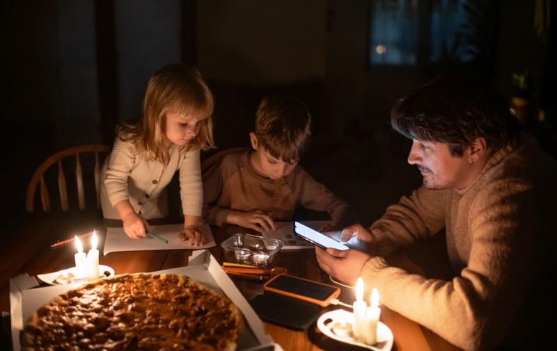 У двох регіонах України скасували вимкнення електроенергії.