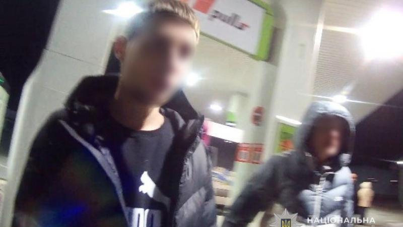 Ще трьох неповнолітніх дівчат, які були залучені в інцидент на автозаправній станції в Шептицькому, було притягнуто до відповідальності.