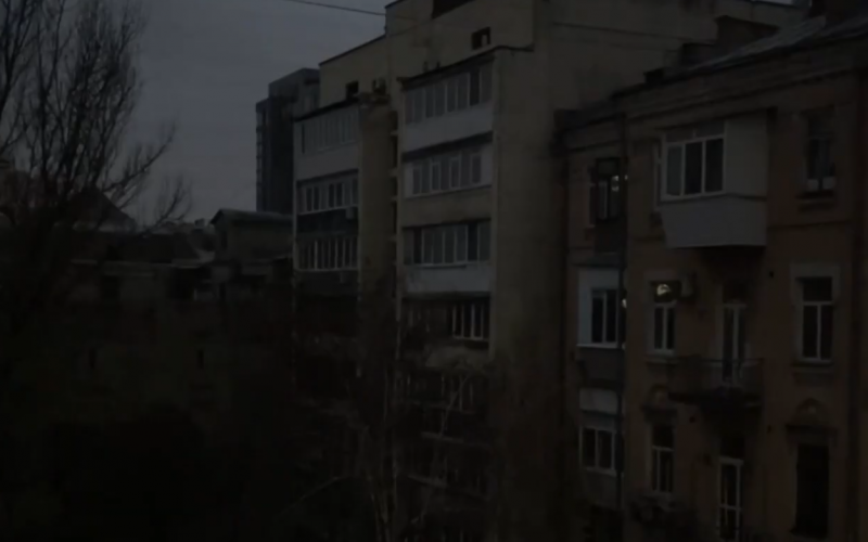 Після Одеси: фахівець вказав на наступне місто, яке може зазнати відключення електрики.