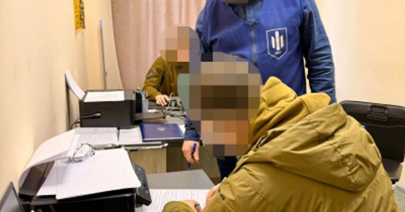 Придбав автомобіль на 2,5 млн грн, отриманих незаконним шляхом: у Хмельницькому колишнього слідчого поставлять перед судом.