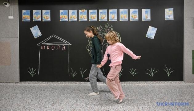 Мер Івано-Франківської громади повідомив про дефіцит викладачів з іноземних мов, фізики та математики.