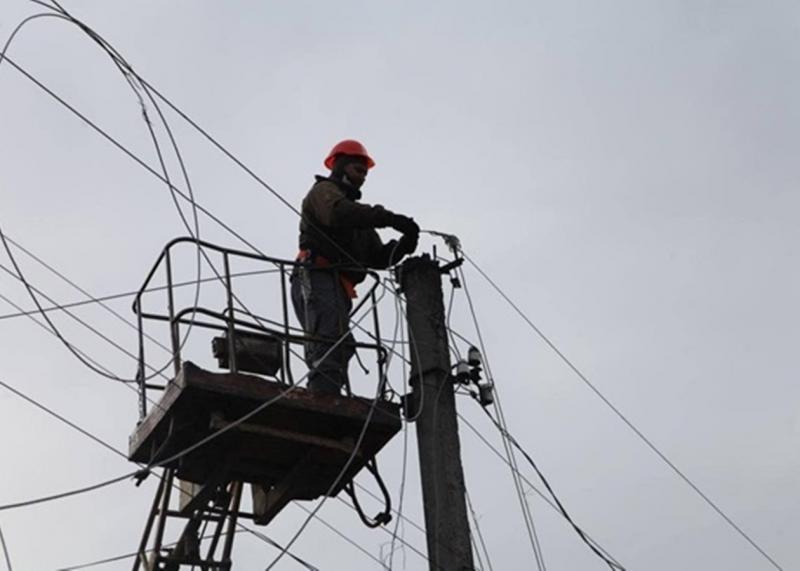 У Тернопільській області внаслідок дронової атаки 70 тисяч людей залишилися без електропостачання.