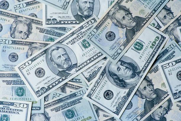 Експосадовця Київської митниці затримали за підозрою в легалізації понад 2 мільйонів доларів - йому оголосили про підозру.