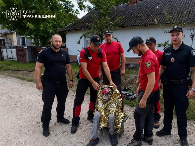 Впродовж трьох днів у Прикарпатті вели пошуки 73-річної жінки.