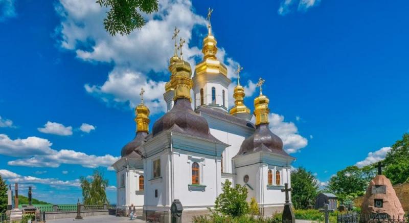 7 жовтня: сьогодні відзначається церковне свято, і варто взяти з собою на удачу.
